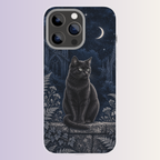 Coque iPhone Chat noir & Lune, illustration de chat noir dans un décor lunaire et botanique.