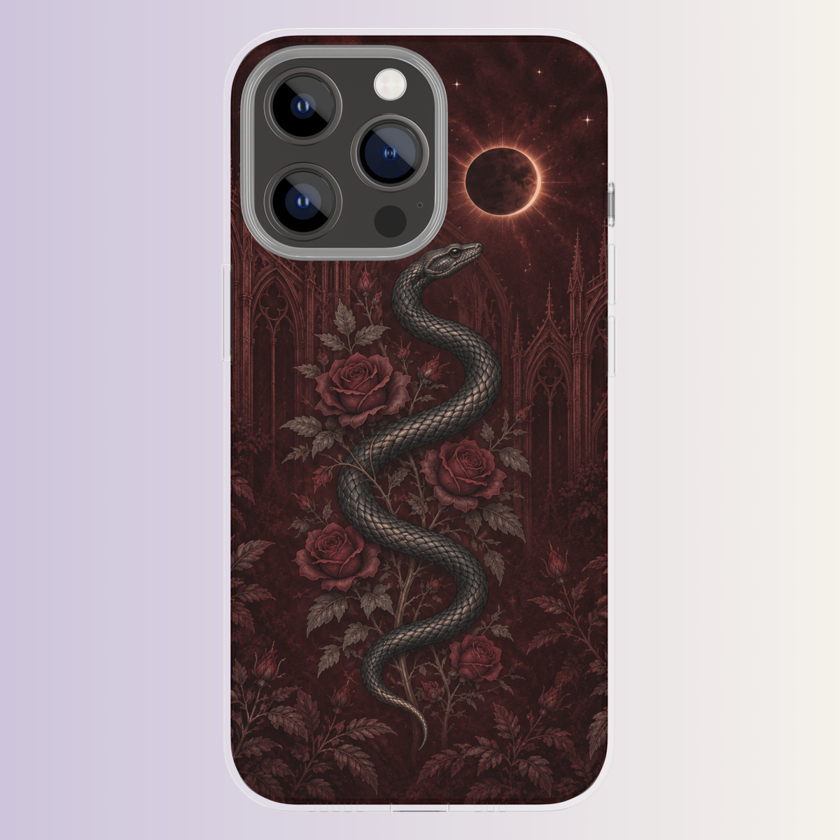 Coque iPhone Serpent botanique, illustration de serpent et motifs floraux d’inspiration gothique.