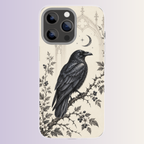 Coque iPhone Corbeau & Lune, illustration gothique de corbeau avec des motifs lunaires et botaniques.