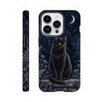 Coque iPhone Chat noir & Lune, illustration de chat noir dans un décor lunaire et botanique.