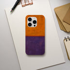 Coque iPhone abstraite Orange & Violet – détail de la coque et de l’impression