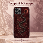 Serpent botanique — Burgundy Rose — coque illustrée sur fond rose poudré et dentelle