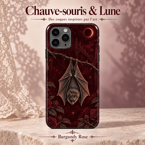 Chauve-souris & Lune — Rose bordeaux — coque illustrée sur fond rose poudré et dentelle