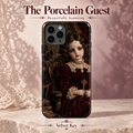 The Porcelain Guest — Velvet Key — coque illustrée sur fond rose poudré et dentelle